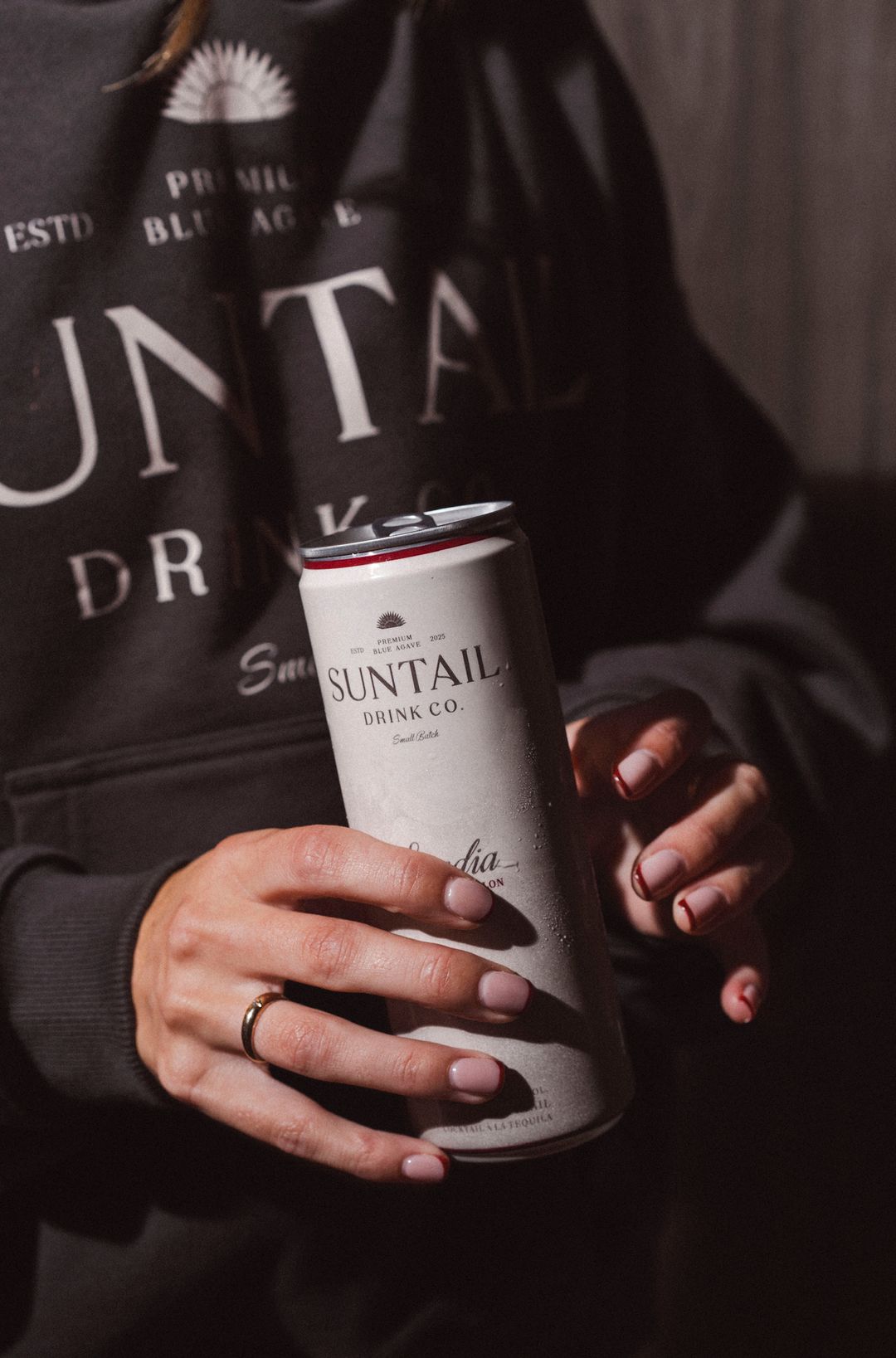 Suntail primary brand mark